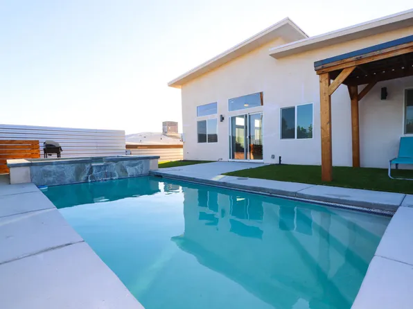 12120 Sumac Dr, Desert Hot Springs, CA 92240