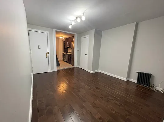 Rented by Heritage Realty LLC | media 7