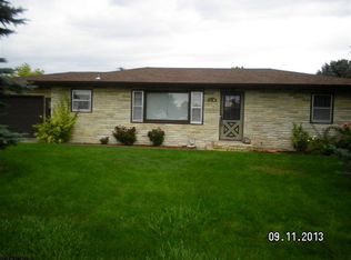 2010 Nelson Ave, Gering, NE 69341
