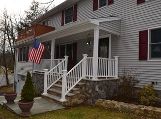 15 Bald Nob Rd, Denville, NJ 07834