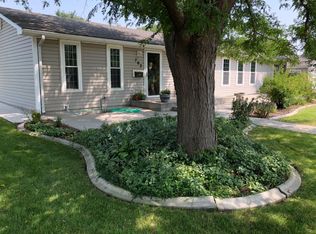 702 E 11th St, Goodland, KS 67735