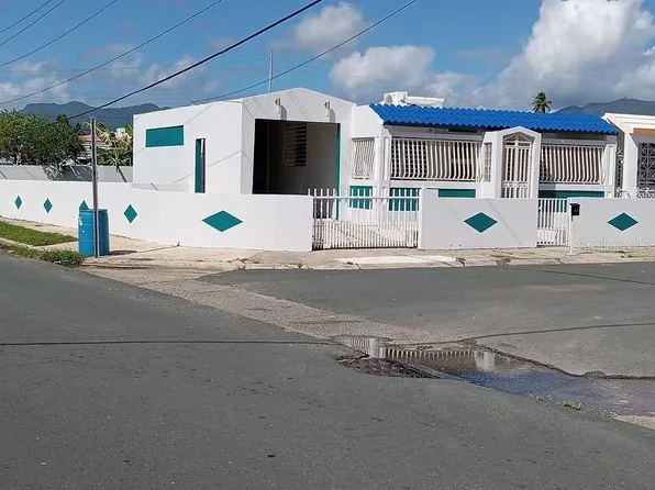 326 Urb Verde Mar Diamante St, Punta Santiago, PR 00741