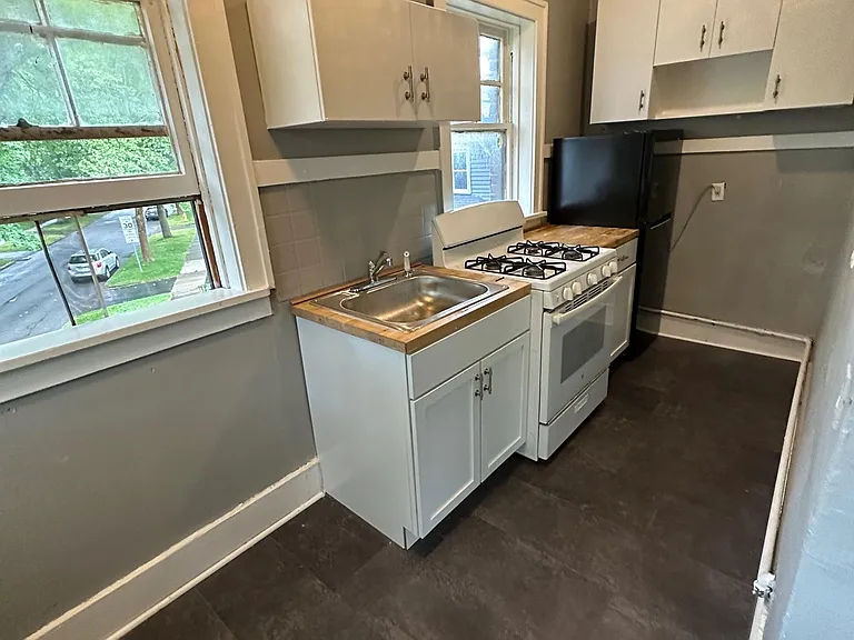 237 Field St #11 — Photo 5