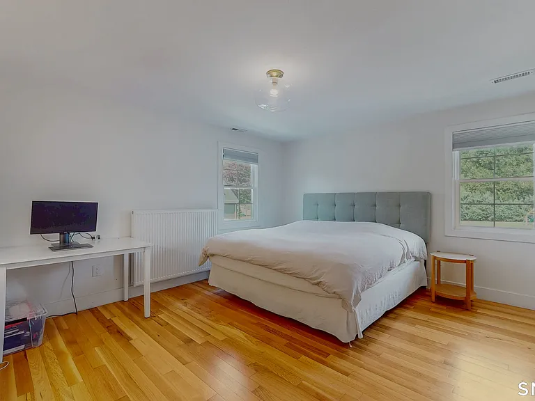 444 Highland St — Photo 18