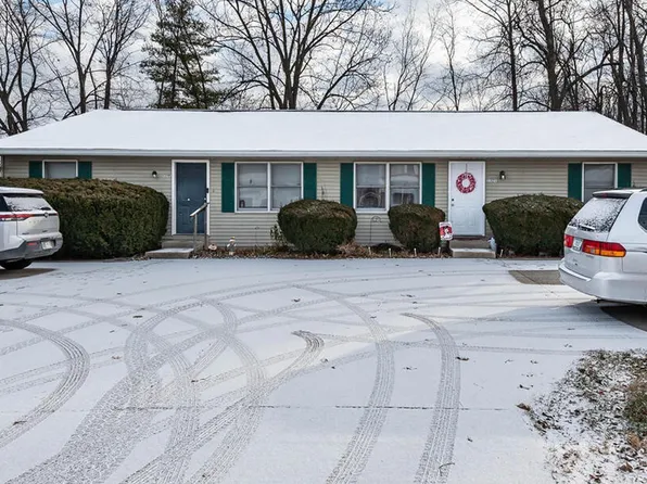 1319-1321 S Hickory Grove Ln, Bloomington, IN 47403