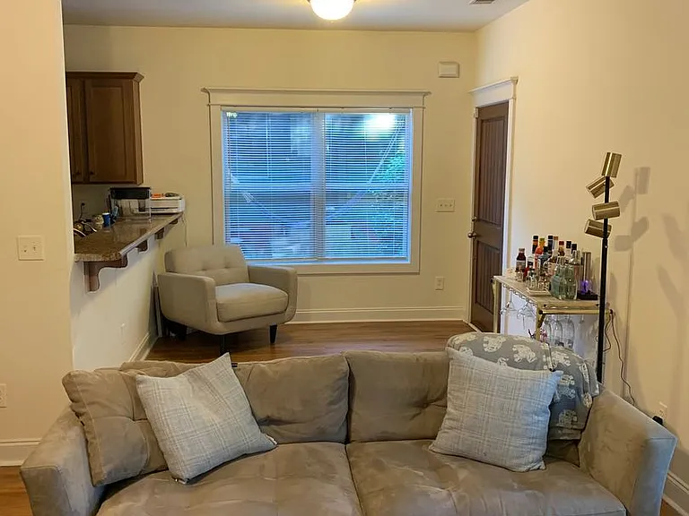 344 Ruth St — Photo 3