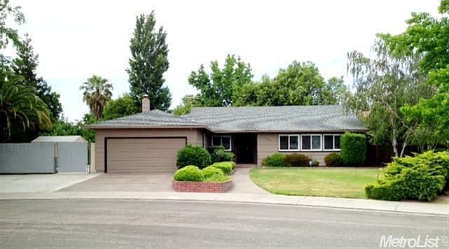1st image of 1008 Bradford Cir