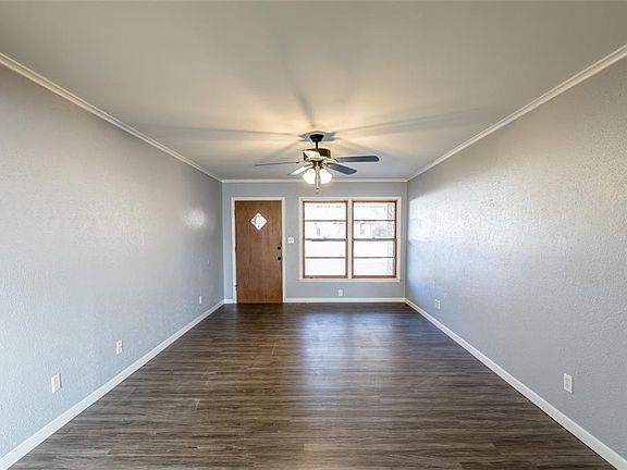5th image of 106 Merritt Dr