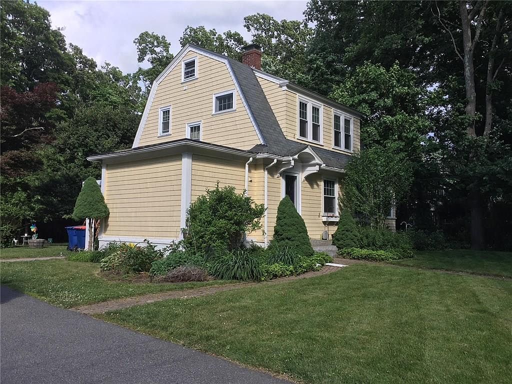 216 Cole St, Seekonk, MA 02771 Zillow