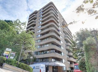 1026 Queens Ave #701, New Westminster, BC V3M 6B2