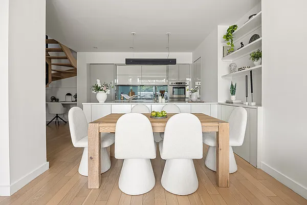 Dining area, photo 1