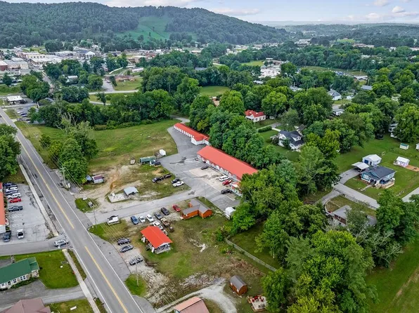 550 N North, Livingston, TN 38570