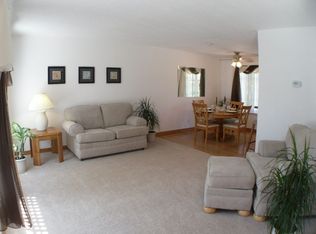 1821 Spring Brook Ave, Rockford, IL 61107