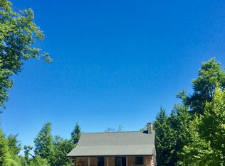 826 Old County Rd, Deering, NH 03244