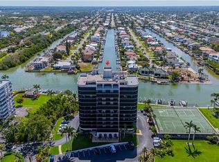 11030 Gulf Shore Dr APT 901, Naples, FL 34108