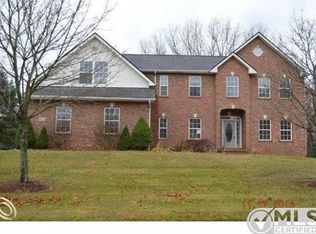 10694 Splitstone S, Hamburg, MI 48169