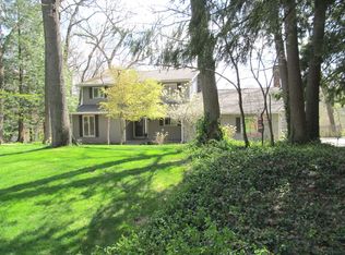 5251 Colony Woods Dr, Kalamazoo, MI 49009