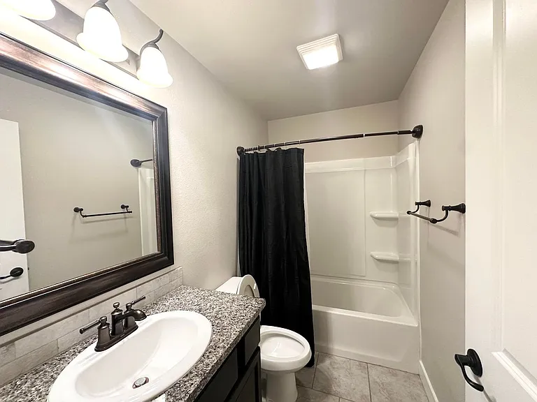 6802 Stake Ave — Photo 8