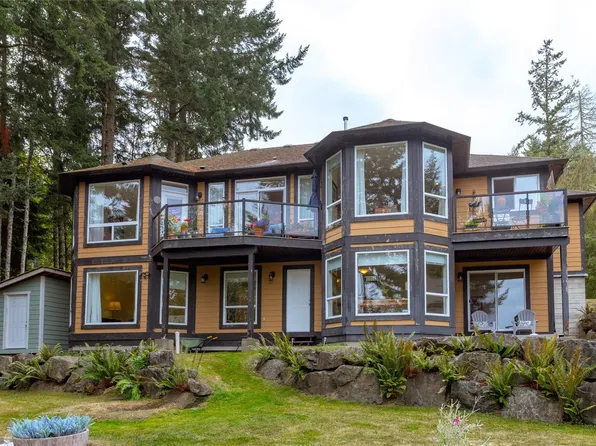 6082 Copper View Ln, Capital, BC V9Z 1B2