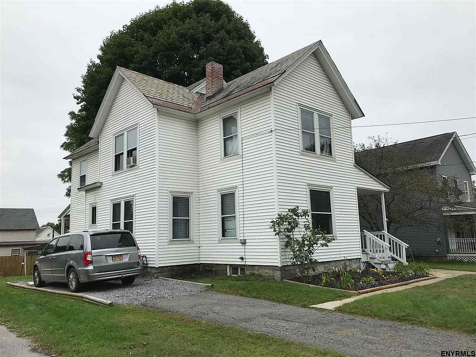 1st image of 33 Prospect St