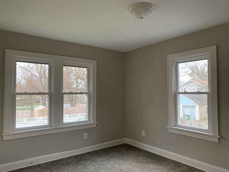 1307 Oakwood Ave — Photo 15