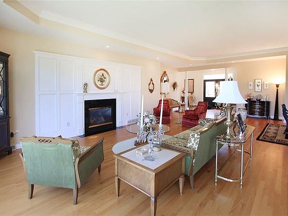 5th image of 6009 Bay Hill Cir