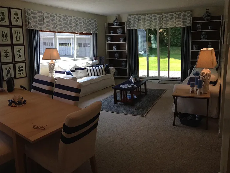 51 Hilltop Dr — Photo 9