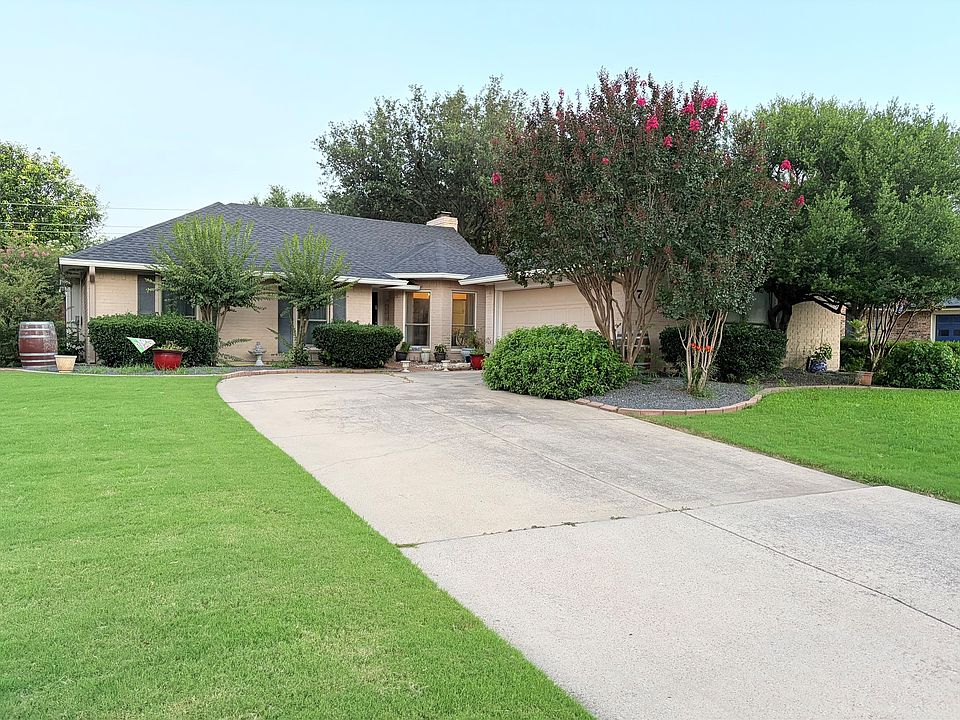 1st image of 7 Salida Dr