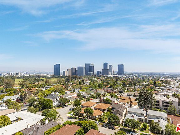 2nd image of 10380 Wilshire Blvd APT 1004