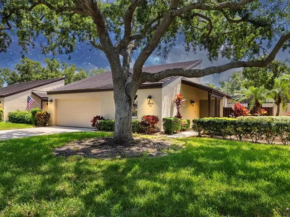 3914 Glen Oaks Manor Dr, Sarasota, FL 34232