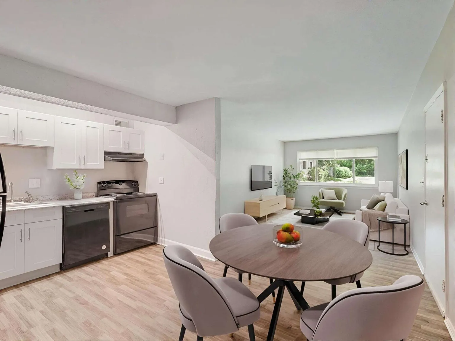 Village Walk Apartments — Photo 2