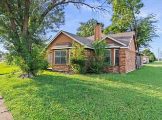 1700 Wheat Field Dr, Mesquite, TX 75149