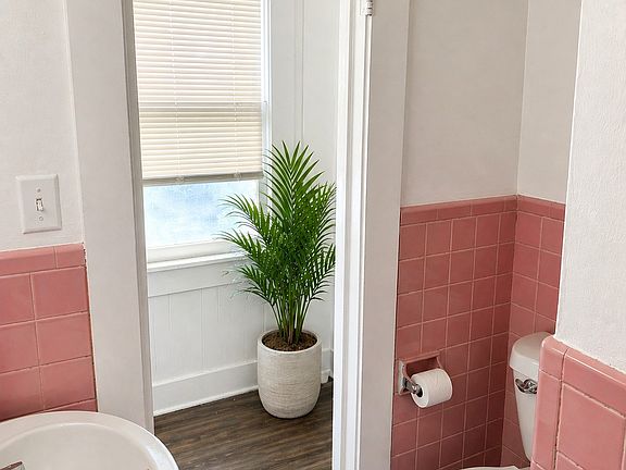 Retro Restroom