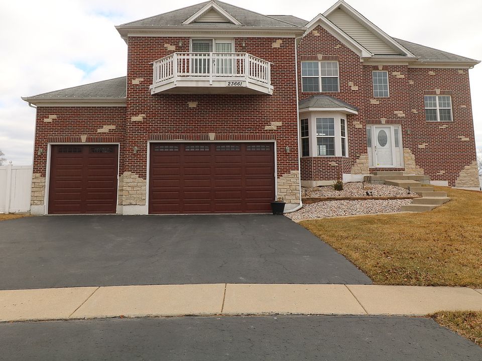 1st image of 23661 W Dayfield Ct