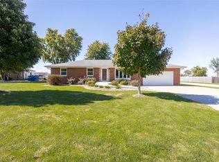 621 N Neunaber Dr, Moro, IL