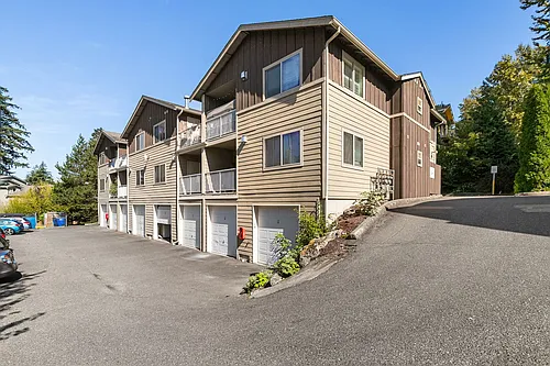 817 Blueberry Ln Photo 1
