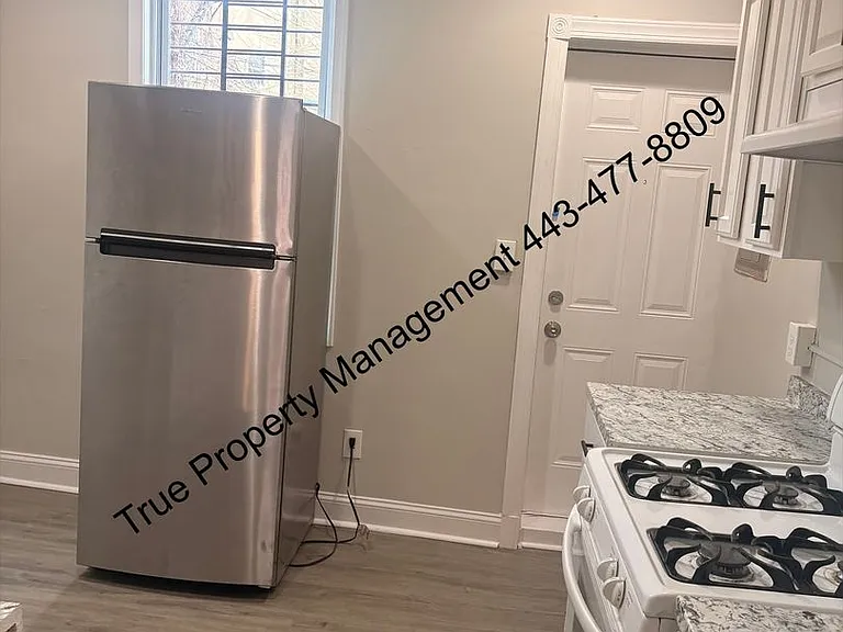 1614 N Calhoun St — Photo 4