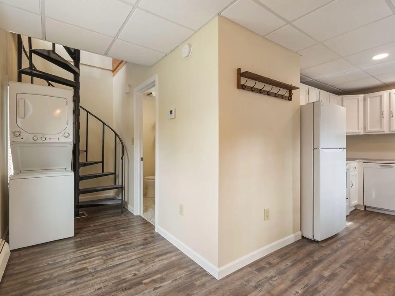 1 bed, $1,600 — Photo 4
