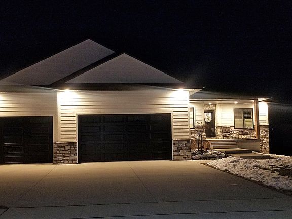 2nd image of 309 Northview Ln