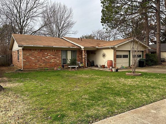 2nd image of 1624 Winchester Way