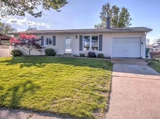 2555 Valley Brook Dr, Florissant, MO