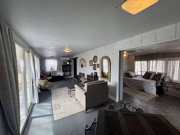 4th image of 20360 Vilander Rd