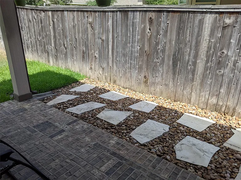 114 N Heritage Mill Cir — Photo 10
