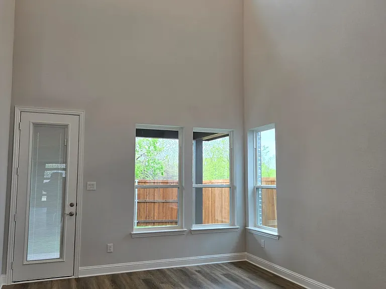 3000 Corvara Dr — Photo 12