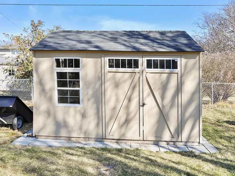 173 Colonial Dr #A — Photo 39