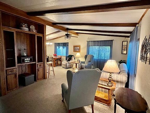 3rd image of 180 S Main St Space 36