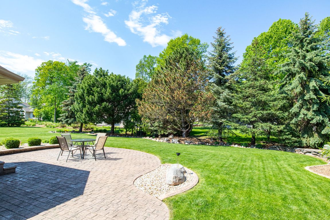 W5926 Strawflower Dr, Appleton, WI 54915 MLS 50291673 Zillow