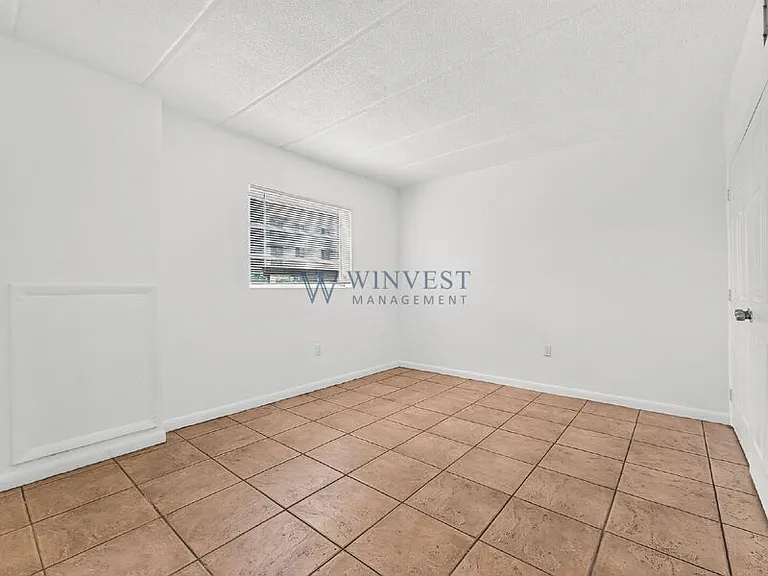 Presidential View Apartments — Photo 23
