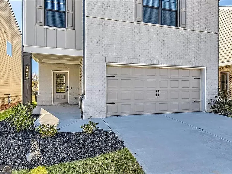 3041 Westgate Park Dr — Photo 3