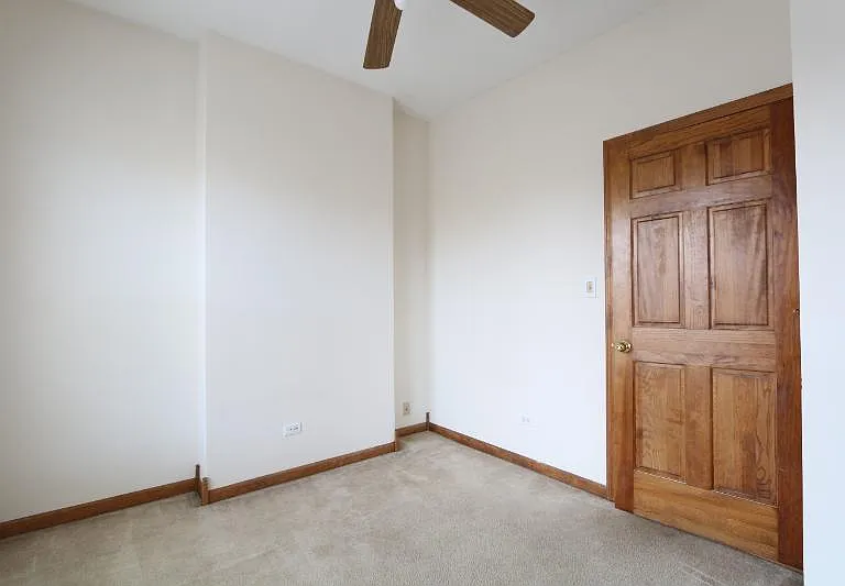 1257 W Flournoy St #2R — Photo 21